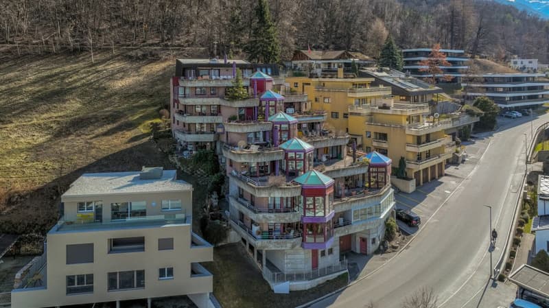 Exclusive 5.5-room terrace apartment with lift directly into the apartment - privileged view location in Visp (19)