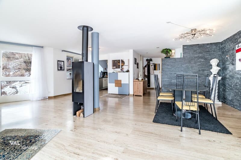 Exclusive 5.5-room terrace apartment with lift directly into the apartment - privileged view location in Visp (5)
