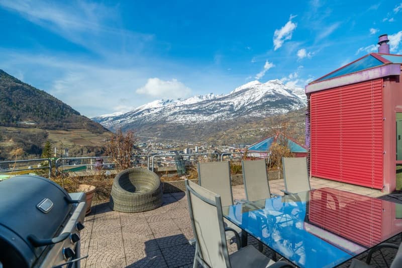 Exclusive 5.5-room terrace apartment with lift directly into the apartment - privileged view location in Visp (17)