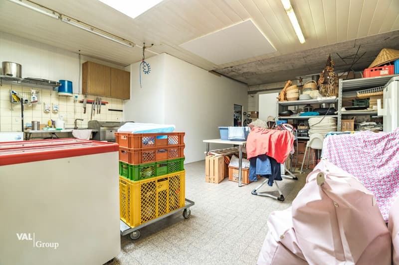 Gewerberäumlichkeiten mit Charme und Potential im Zentrum von Raron (9)