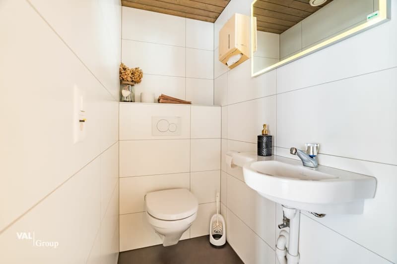 Gewerberäumlichkeiten mit Charme und Potential im Zentrum von Raron (7)