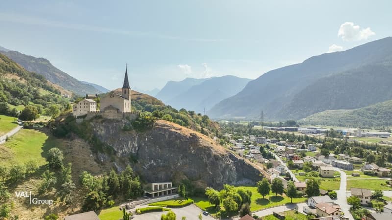 Gewerberäumlichkeiten mit Charme und Potential im Zentrum von Raron (13)