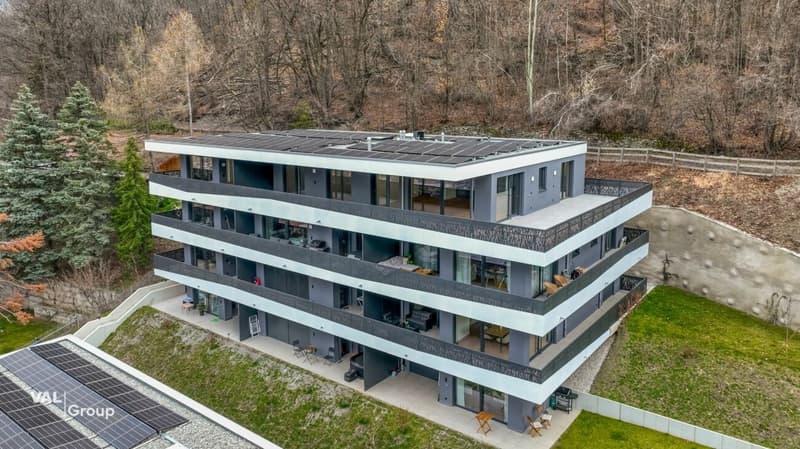 Unique 4.5-room attic apartment in Visp - modern living with the best view (16)