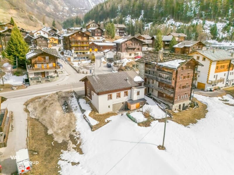 Local commercial à rénover avec potentiel création de logements (10)