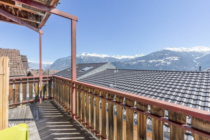 Appartamento soleggiato con balcone e vista sulle Alpi (8)