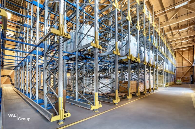 Unique industrial building - High-end wood construction, versatile use (13)