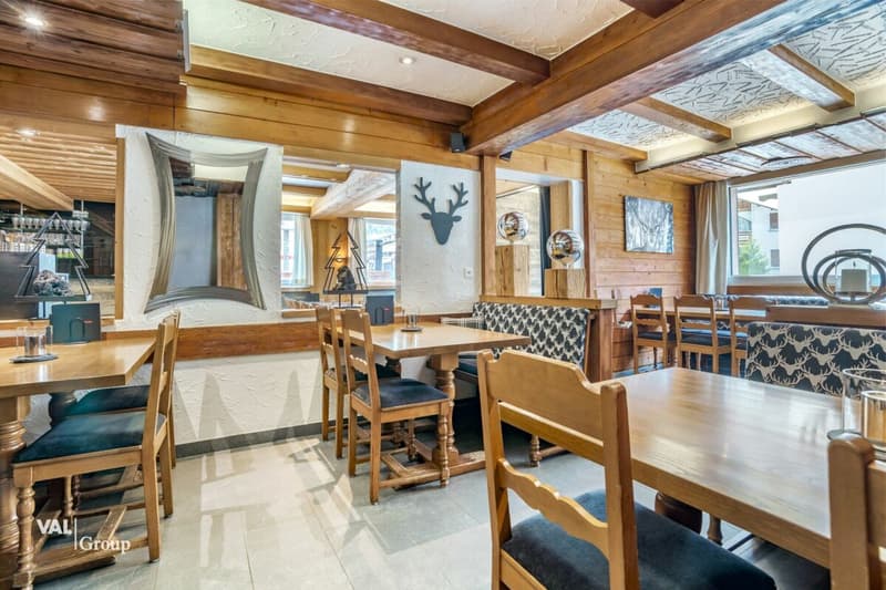 Investment Opportunity in the Heart of the Saas Valley - Hotel or Approved Second Homes in Saas-Grund (4)