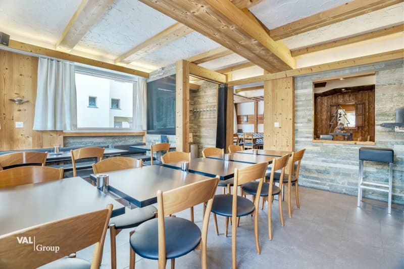 Investment Opportunity in the Heart of the Saas Valley - Hotel or Approved Second Homes in Saas-Grund (5)