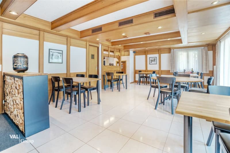 Investment Opportunity in the Heart of the Saas Valley - Hotel or Approved Second Homes in Saas-Grund (6)