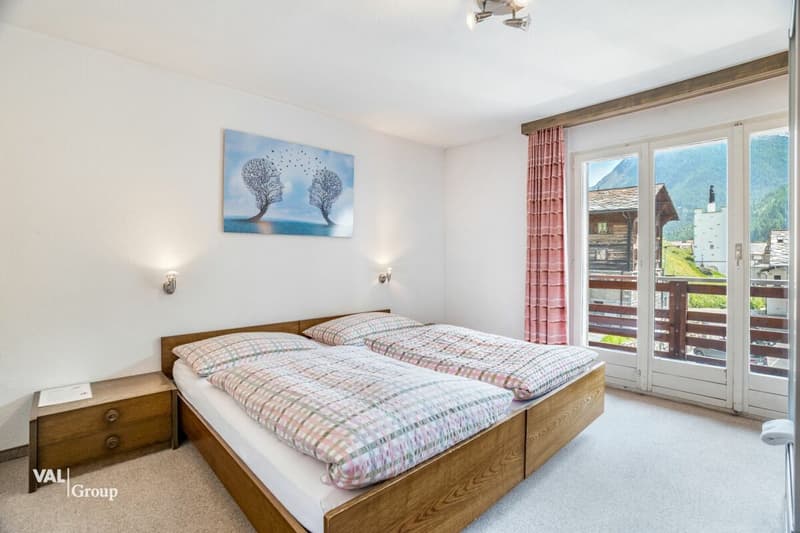 Investment Opportunity in the Heart of the Saas Valley - Hotel or Approved Second Homes in Saas-Grund (10)