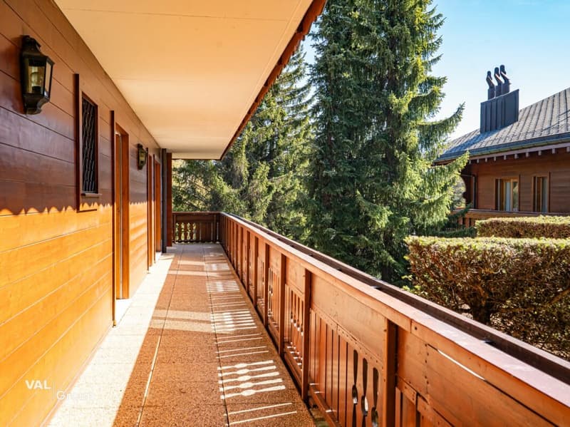 Alpine apartment with view of Etang Blanc in Crans-Montana (14)