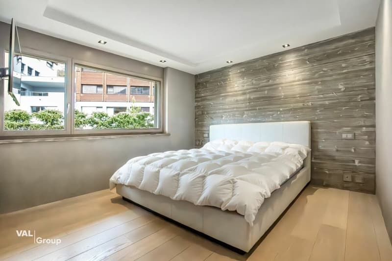 High-end amenities in this renovated apartment (6)