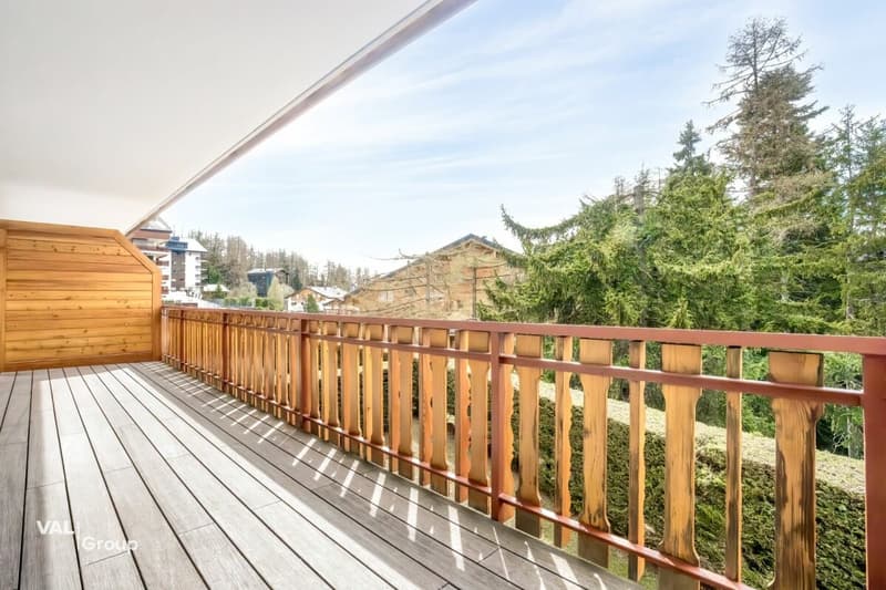 High-end amenities in this renovated apartment (10)