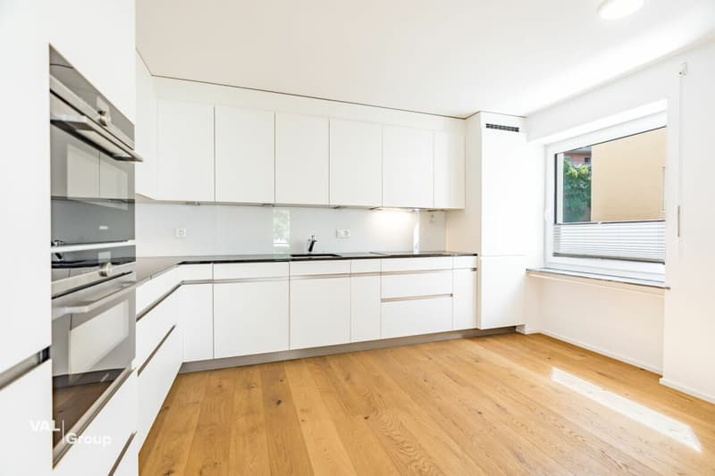 Exclusive 5.5-room apartment with single-family house character - top location (5)