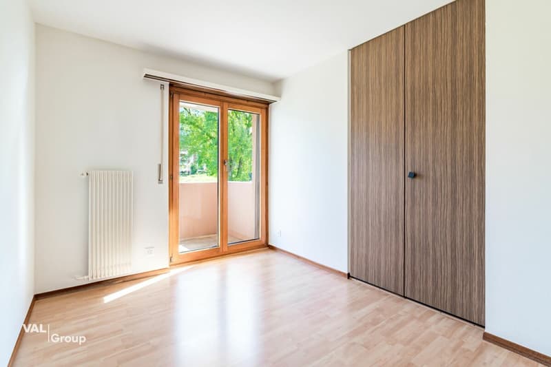 Spacious living in a central location in Brig-Glis - with balcony on all sides (10)