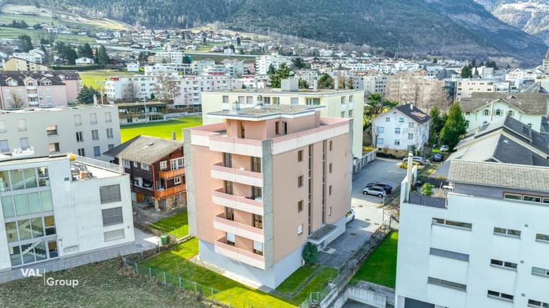 Spacious living in a central location in Brig-Glis - with balcony on all sides (19)