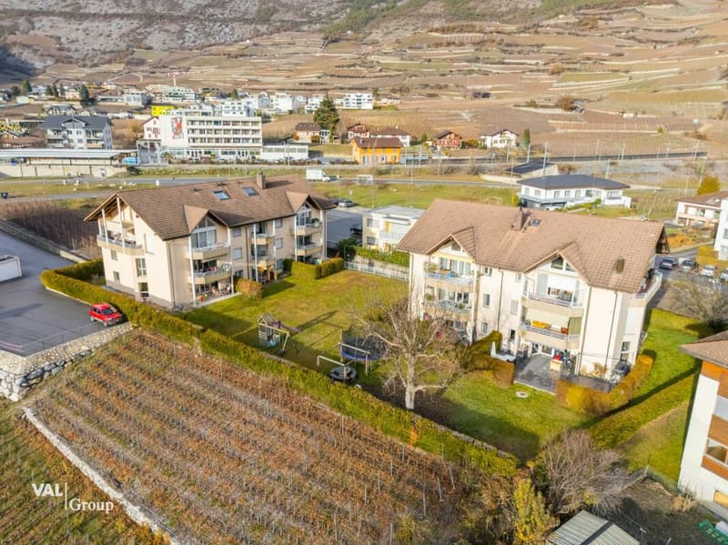Well-maintained garden apartment in the wine paradise of Salgesch (1)