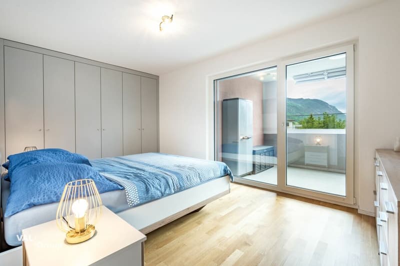 Comfortable and bright, in a peaceful setting (5)
