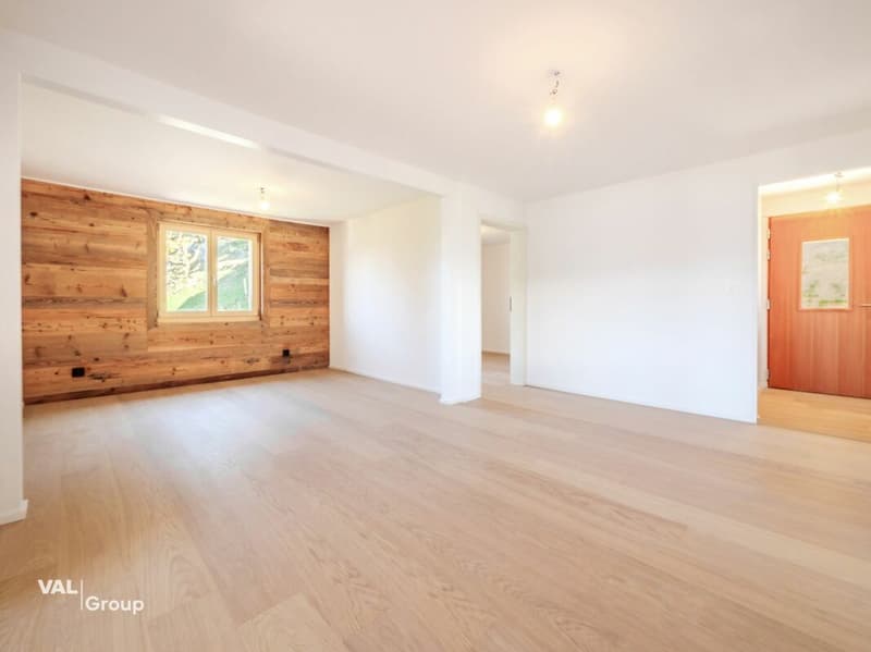 The chalet spirit revisited in a superb 5-room apartment (2)