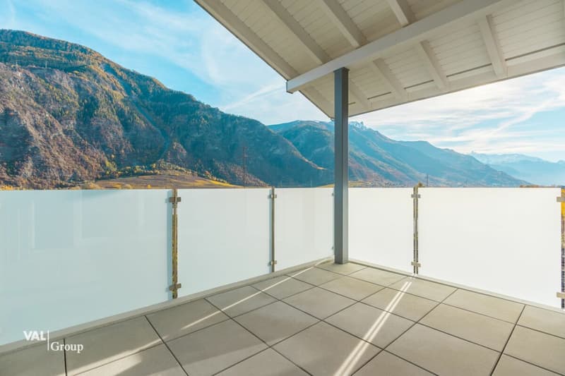 Magnificent 4.5-room attic with balcony and plenty of light (4)
