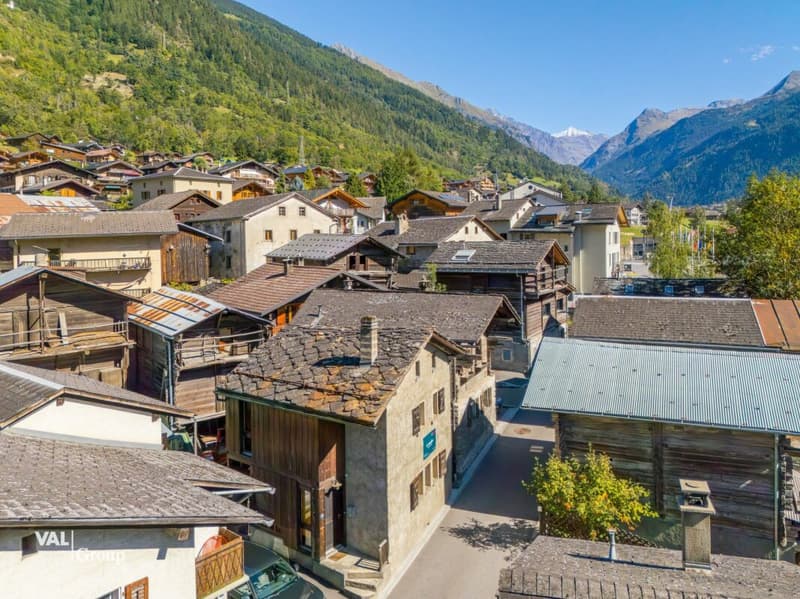 Verbier / Le Châble - Alpine charm and high rental potential (9)