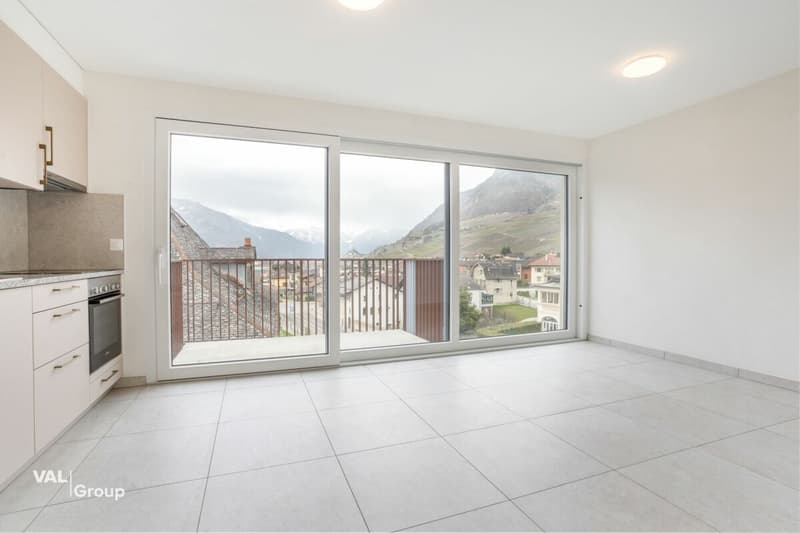 Building with 9 apartments - 4.4% immediate gross return, in the heart of the village (10)