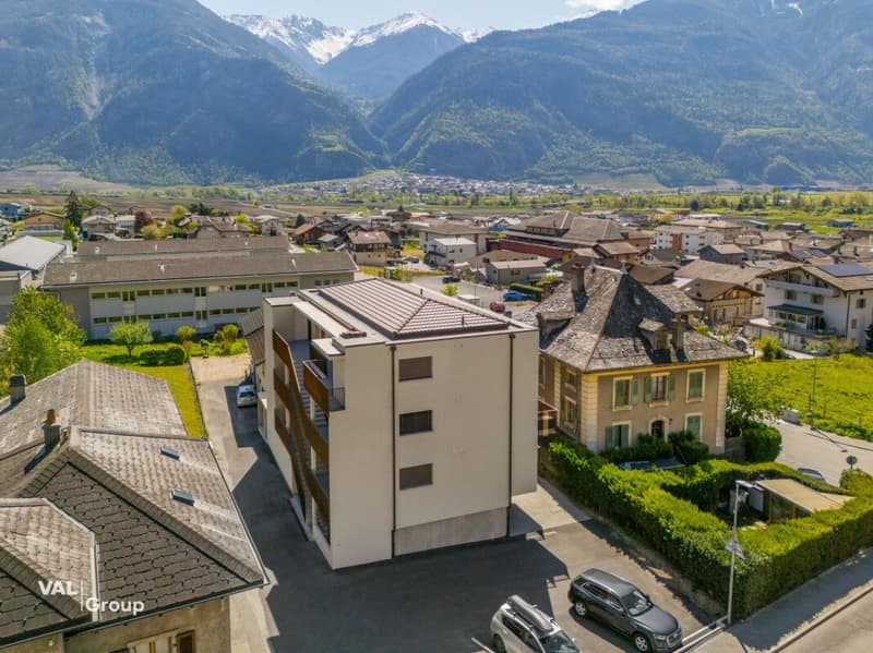 Building with 9 apartments - 4.4% immediate gross return, in the heart of the village (3)