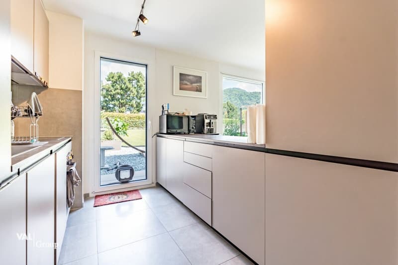 Magnificent duplex 4.5 rooms with garden, terraces and underground parking space included (5)