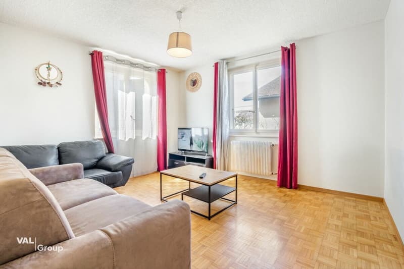 A rare property in the heart of Champsec, between yield and potential (9)