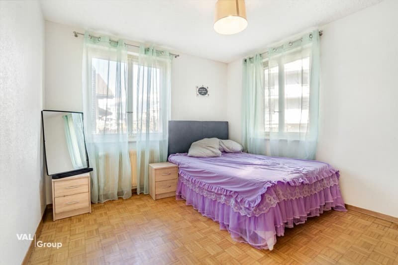 A rare property in the heart of Champsec, between yield and potential (11)