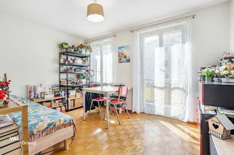 A rare property in the heart of Champsec, between yield and potential (6)