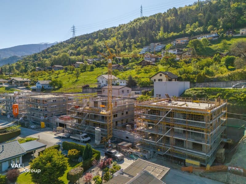 3.5 room spacious and bright apartment with large balcony (1)