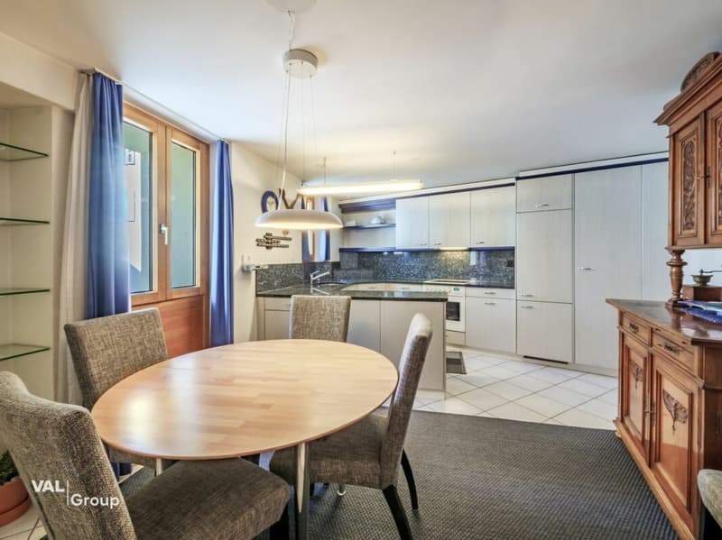Individual living on four levels in the center of Leuk (2)