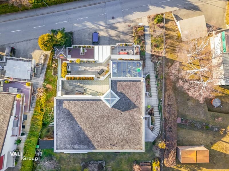 Exclusive living with large terrace, view and tranquility (21)