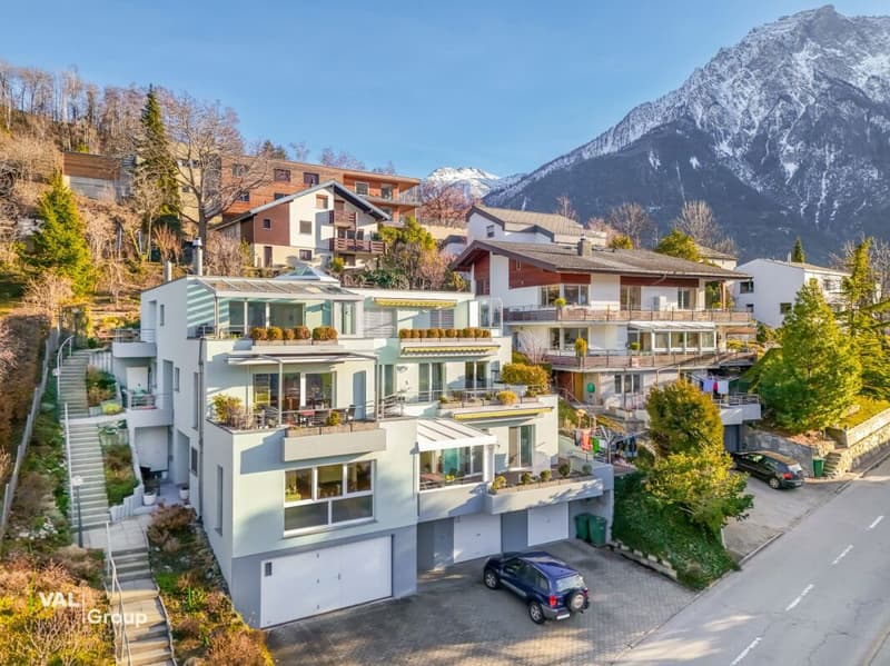 Exclusive living with large terrace, view and tranquility (1)