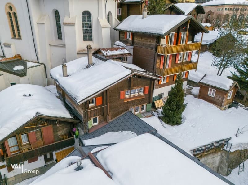 Traditional Valais house in the village center of Leukerbad (9)