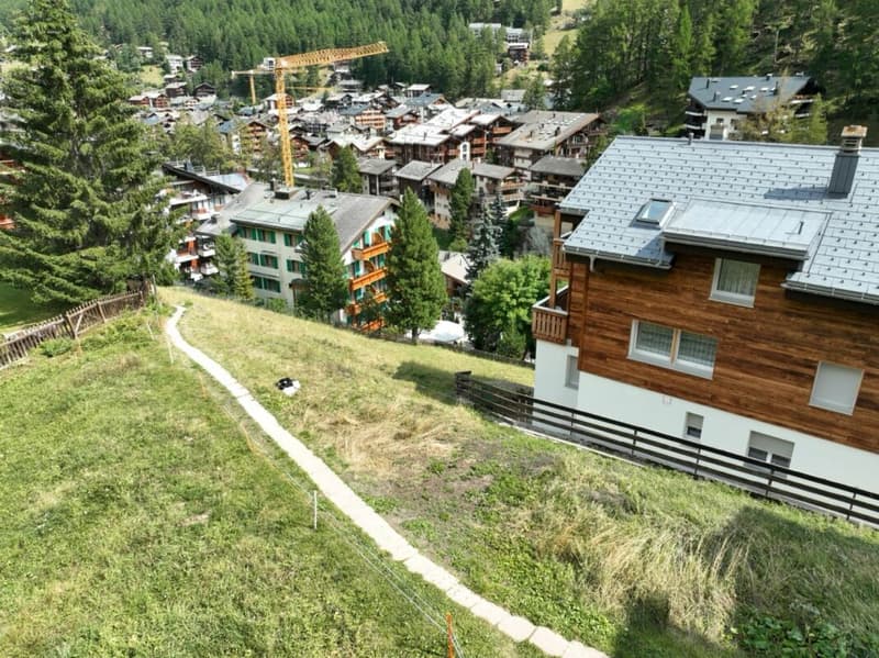 Above the roofs - where the Matterhorn becomes your neighbor (5)