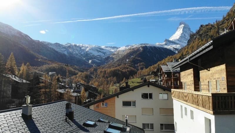 Above the roofs - where the Matterhorn becomes your neighbor (7)