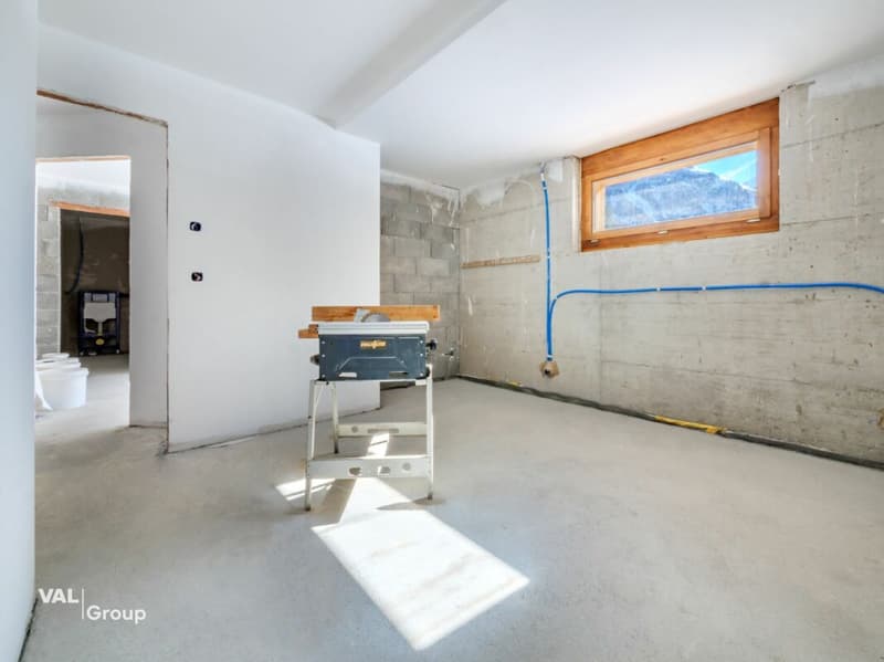 Charming chalet with alpine elegance in a breathtaking setting (6)