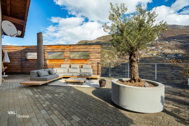 Your retreat with pool, view and plenty of privacy (9)
