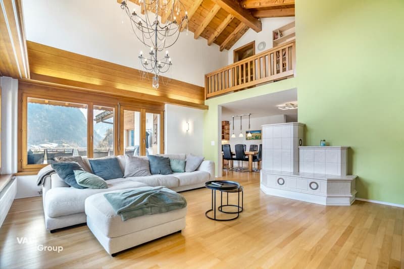 Your retreat with pool, view and plenty of privacy (2)