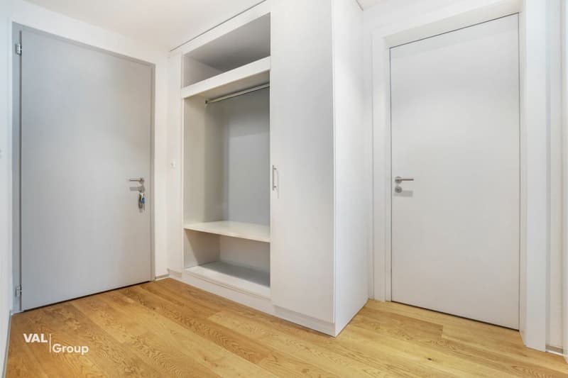 A home with quality, comfort, and excellent location (13)