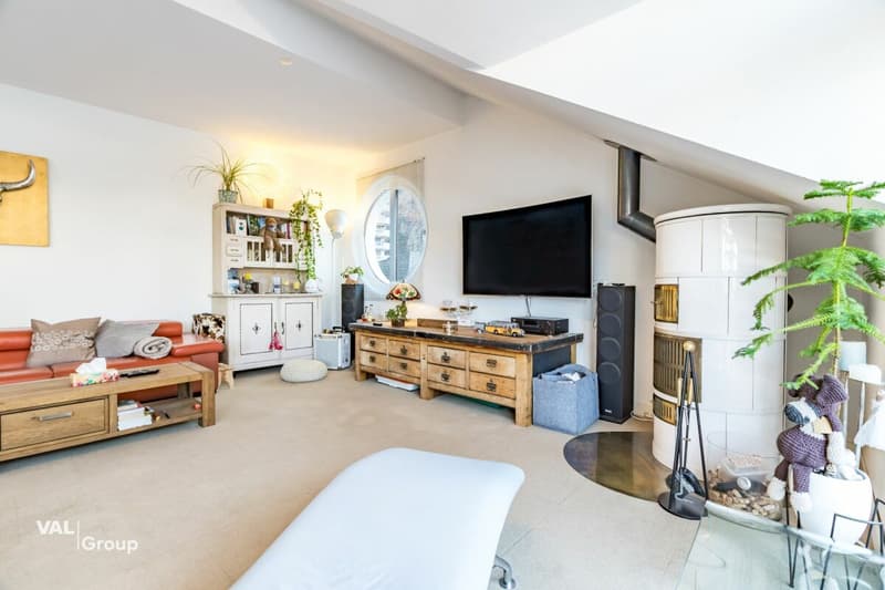 Exclusive 4.5-room attic apartment with lift directly into the apartment and large panoramic terrace in Visp (7)