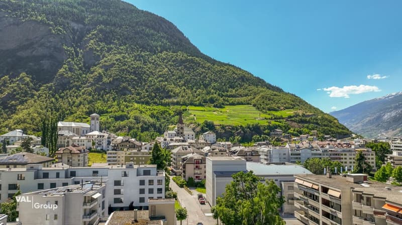 Modern renovated 4.5-room apartment in the heart of Visp (12)
