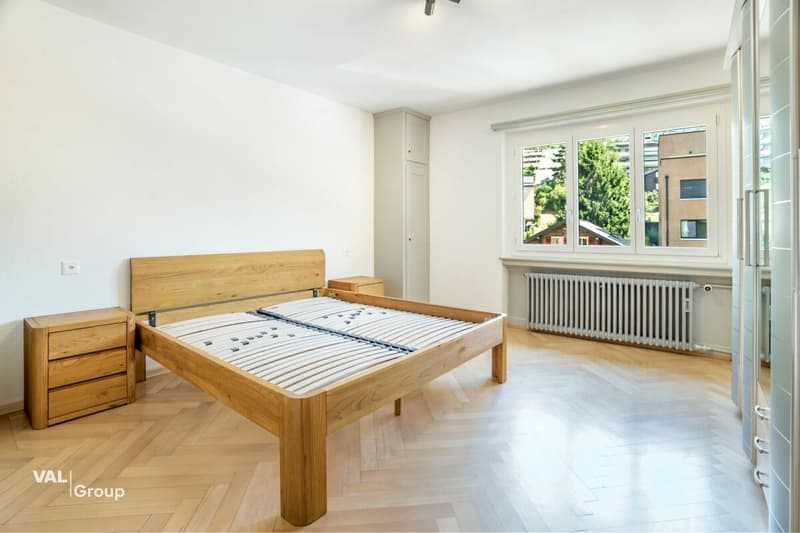 Modern renovated 4.5-room apartment in the heart of Visp (4)