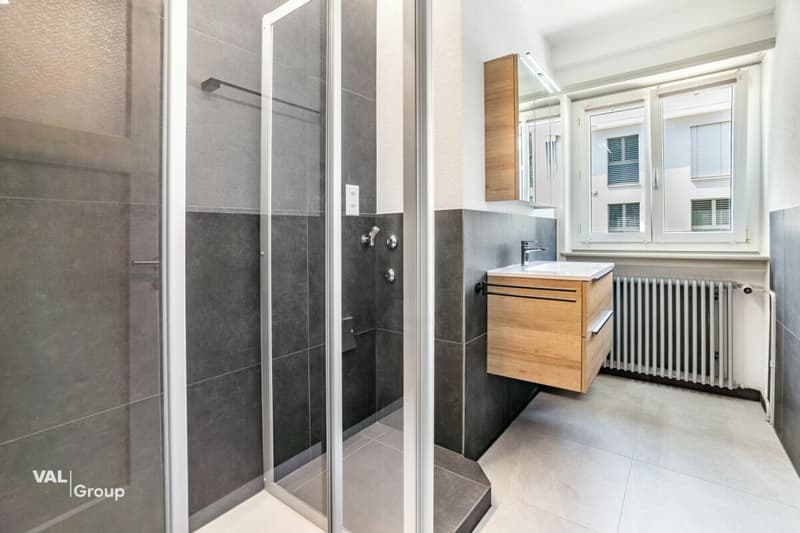 Modern renovated 4.5-room apartment in the heart of Visp (7)