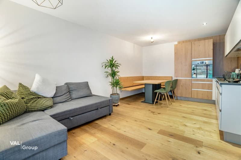 Modern Alpine Retreat in Saastal - Stylish 2.5-Room Holiday Apartment in Saas-Grund (5)