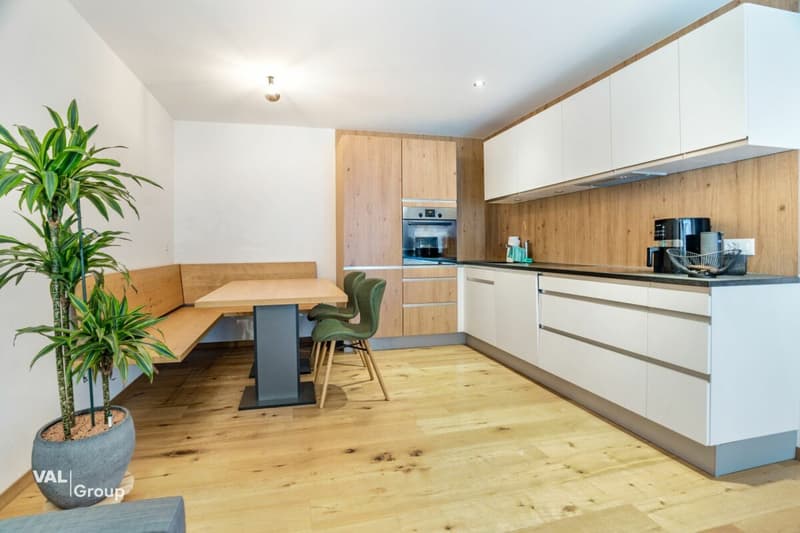 Modern Alpine Retreat in Saastal - Stylish 2.5-Room Holiday Apartment in Saas-Grund (4)