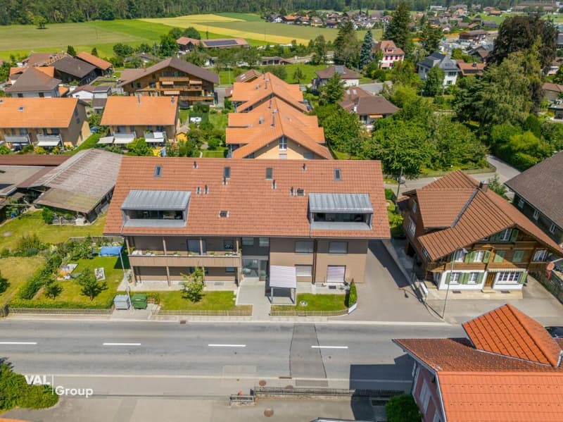 Modernes Wohnen mit Weitblick in Wimmis, vereint Ruhe, Komfort und Aussicht (12)