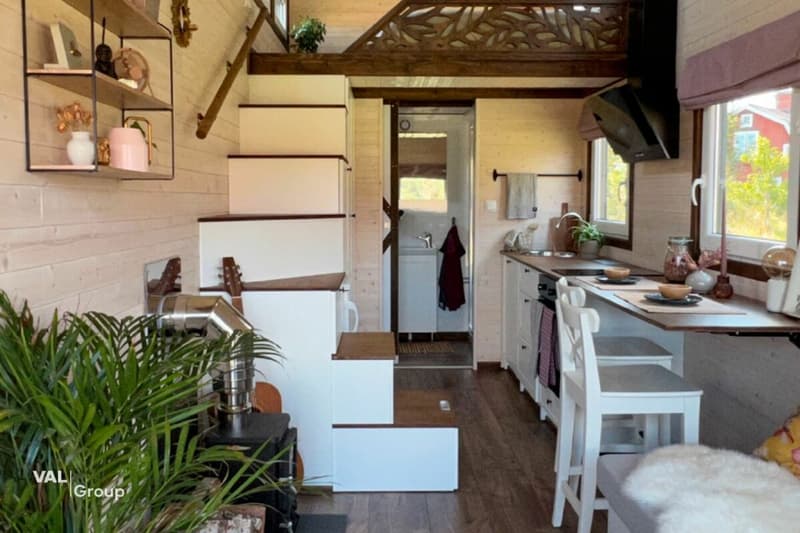 Tiny House "Maya 154" - Modern Living with Thoughtful Space Concept (6)